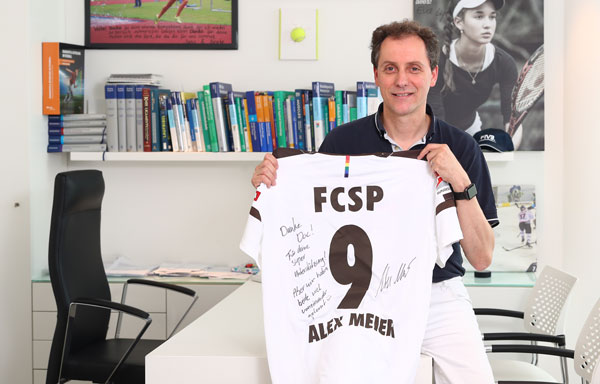 Dr. Volker Carrero, Mannschaftsarzt FC St. Pauli